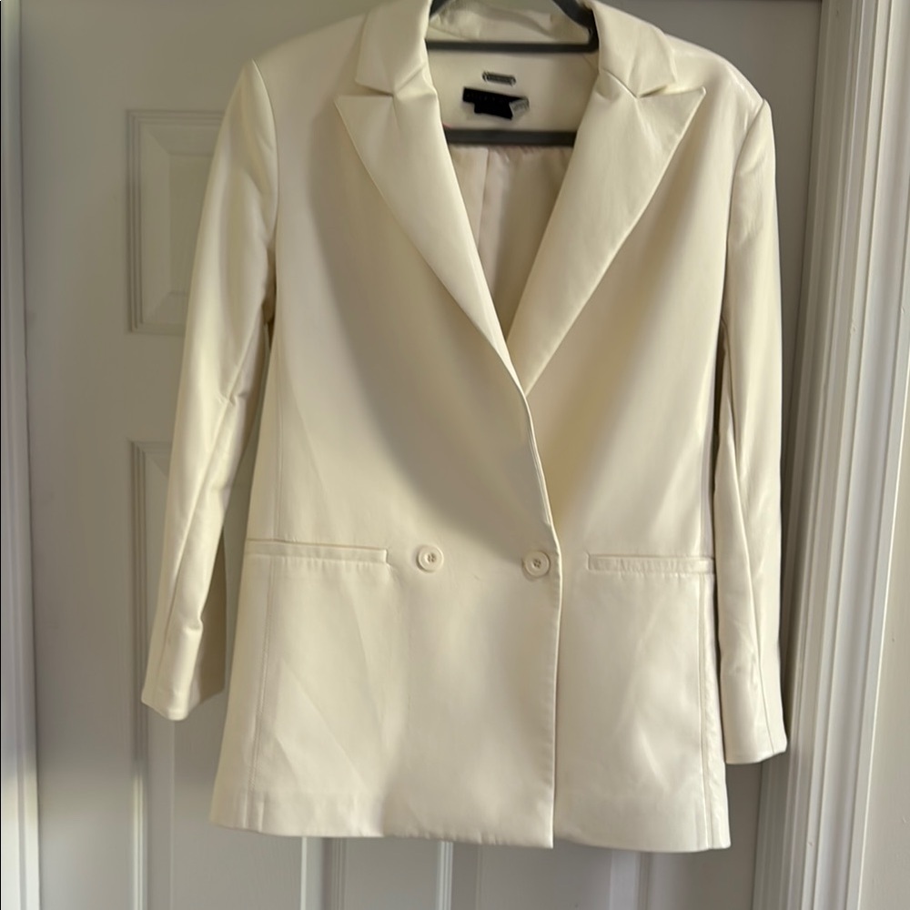 Genuine Leather Women's Cream Blazer